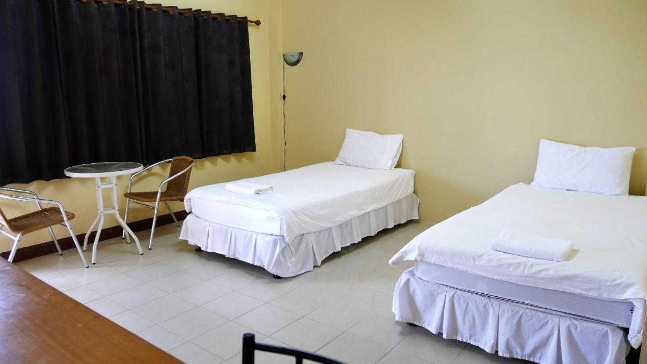 Hotel Sangthong Building Landkreis Landkreis Mae Chaem Exterior foto
